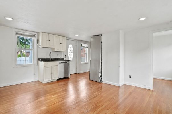 Interior, Kitchen, Recessed Lighting, Wood Texture Flooring
