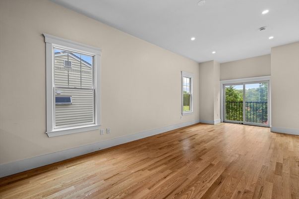 Empty room, Interior, Recessed Lighting, Wood Texture Flooring