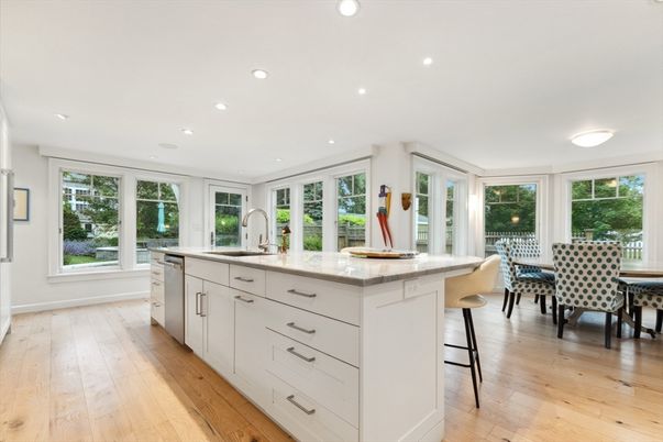 Dining room, Interior, Kitchen, Recessed Lighting, Wood Texture Flooring