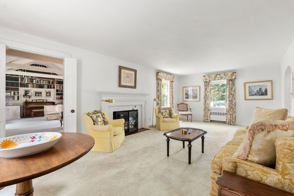 Fireplace, Interior, Living room
