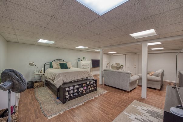 Bedroom, Interior, Recessed Lighting, Wood Texture Flooring