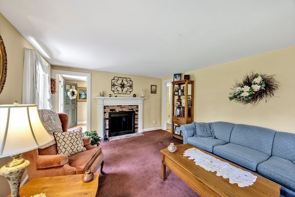 Fireplace, Interior, Living room