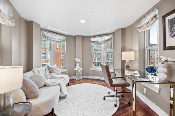 Home Office, Interior, Recessed Lighting, Wood Texture Flooring