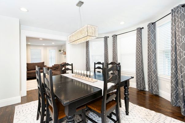 Chandelier, Dining room, Interior, Recessed Lighting, Wood Texture Flooring