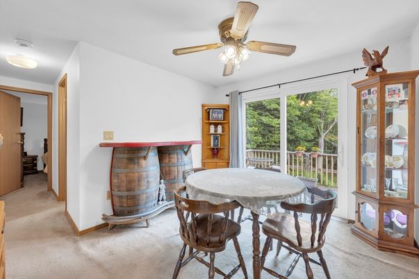 Dining room, Interior