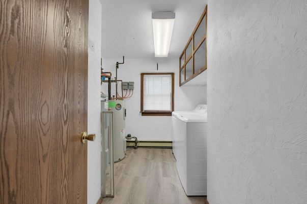 Interior, Washer, Wood Texture Flooring