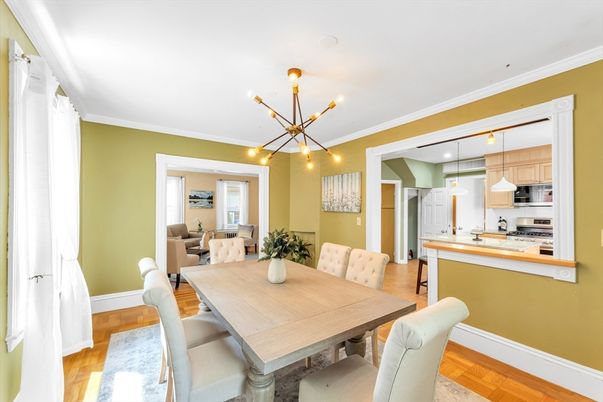 Dining room, Interior, Kitchen, Pendant Lights, Recessed Lighting, Wood Texture Flooring