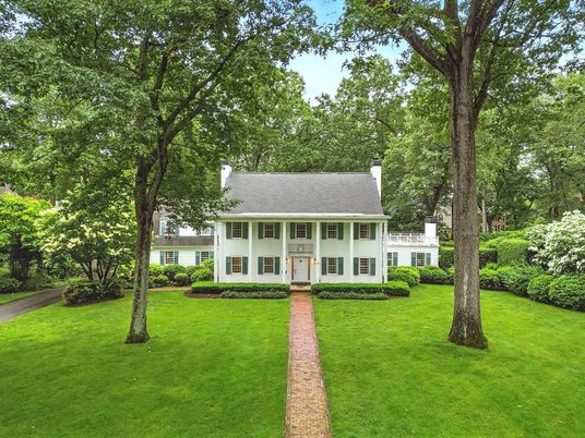 Backyard, Exterior, Facade, Georgian