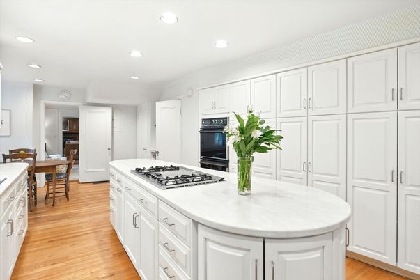 Dining room, Interior, Kitchen, Recessed Lighting, Stainless Steel Appliances, Wood Texture Flooring