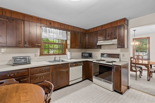 Dining room, Interior, Kitchen, Pendant Lights