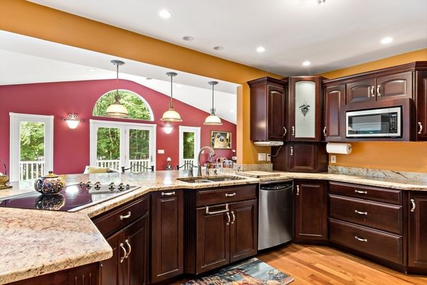 Interior, Kitchen, Pendant Lights, Recessed Lighting, Wood Texture Flooring
