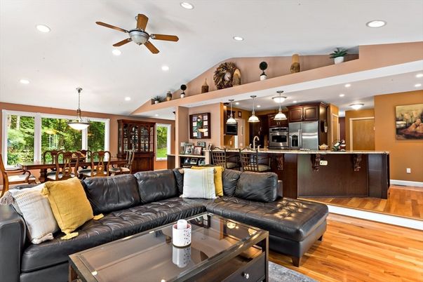 Dining room, Interior, Kitchen, Living room, Pendant Lights, Recessed Lighting, Stainless Steel Appliances, Wood Texture Flooring