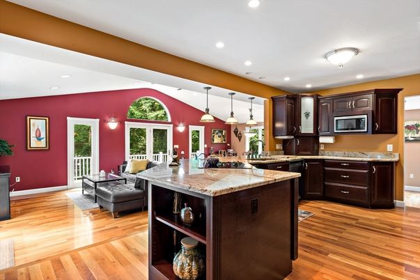 Interior, Kitchen, Living room, Pendant Lights, Recessed Lighting, Wood Texture Flooring