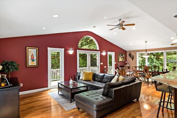 Dining room, Interior, Living room, Pendant Lights, Recessed Lighting, Wood Texture Flooring