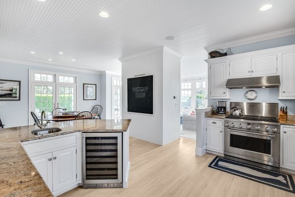 Dining room, Interior, Kitchen, Recessed Lighting, Stainless Steel Appliances, Wood Texture Flooring