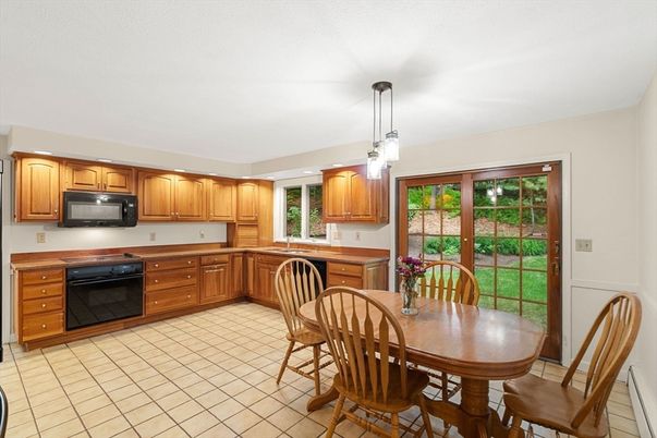 Dining room, Interior, Kitchen, Pendant Lights
