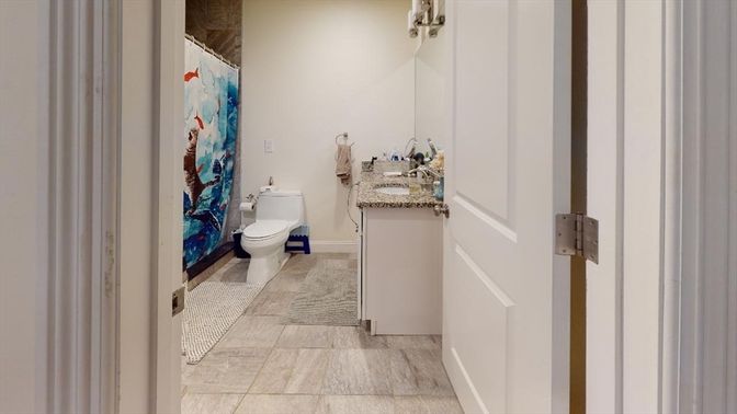 Bathroom, Interior