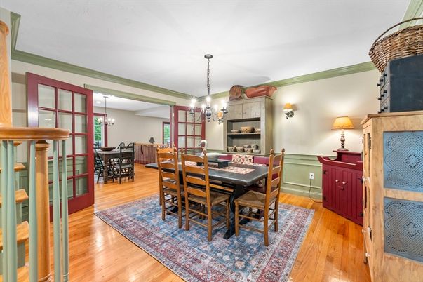 Chandelier, Dining room, Interior, Wood Texture Flooring