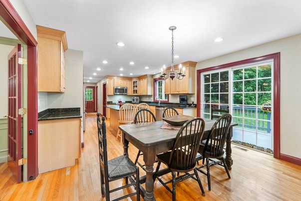 Chandelier, Dining room, Interior, Kitchen, Recessed Lighting, Wood Texture Flooring