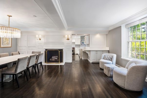 Chandelier, Dining room, Fireplace, Interior, Recessed Lighting, Wood Texture Flooring