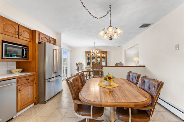 Chandelier, Dining room, Interior, Kitchen, Pendant Lights