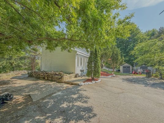 Backyard, Detached Garage, Exterior