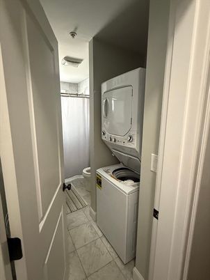 Interior, Marble, Utility Closets, Washer
