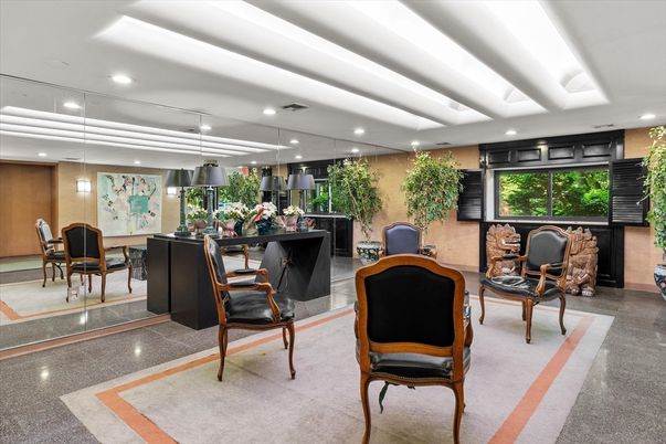 Dining room, Interior, Pendant Lights, Recessed Lighting