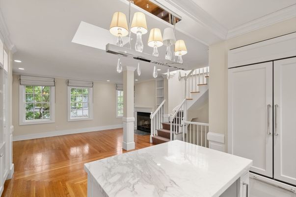 Chandelier, Fireplace, Interior, Recessed Lighting, Wood Texture Flooring
