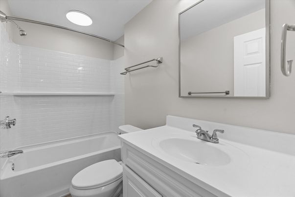 Bathroom, Interior, Recessed Lighting