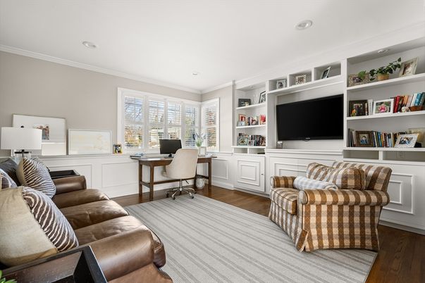 Home Office, Interior, Recessed Lighting, Wood Texture Flooring