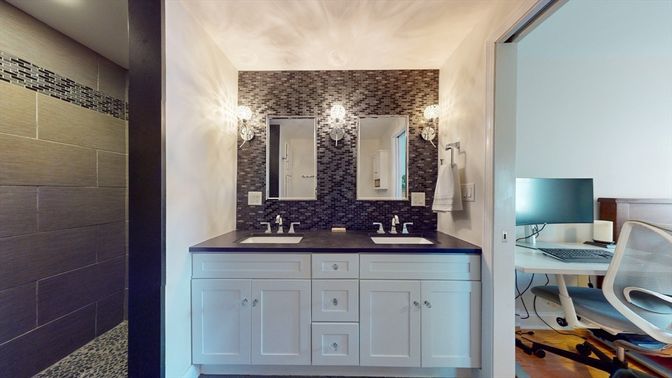 Bathroom, Dual Sink Vanities, Interior