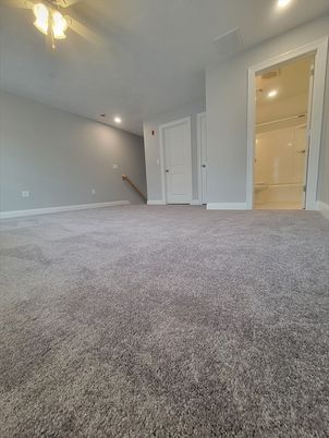 Empty room, Interior, Recessed Lighting