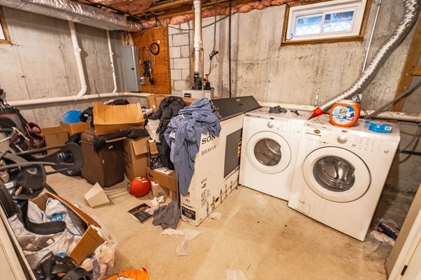 Interior, Washer