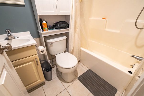 Bathroom, Interior