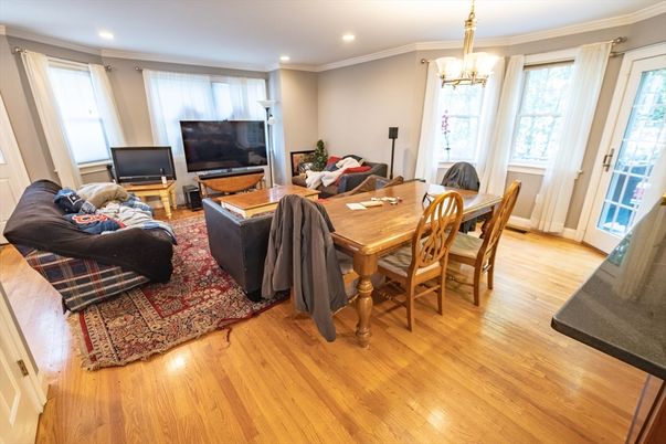 Chandelier, Dining room, Interior, Living room, Recessed Lighting, Wood Texture Flooring
