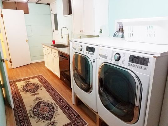 Interior, Washer, Wood Texture Flooring