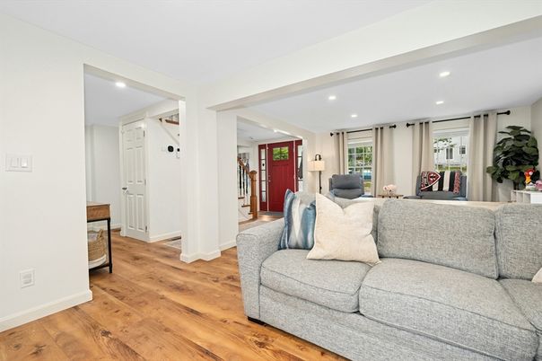 Interior, Living room, Recessed Lighting, Wood Texture Flooring