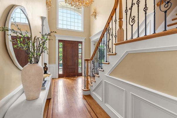 Chandelier, Interior, Wood Texture Flooring