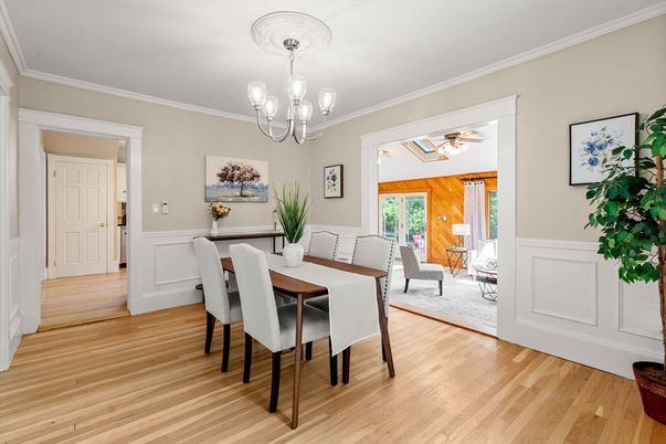 Chandelier, Dining room, Interior, Wood Texture Flooring