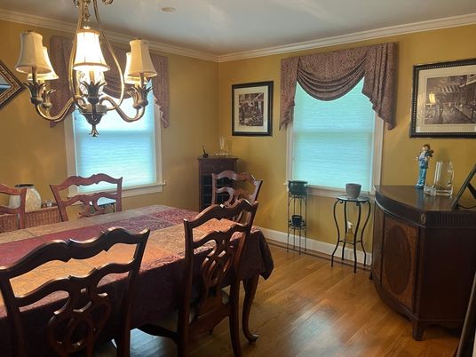 Chandelier, Dining room, Interior, Water, Wood Texture Flooring