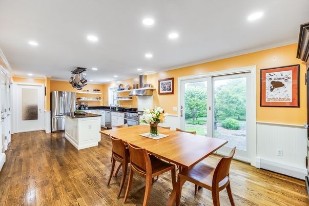 Dining room, Interior, Kitchen, Recessed Lighting, Stainless Steel Appliances, Wood Texture Flooring