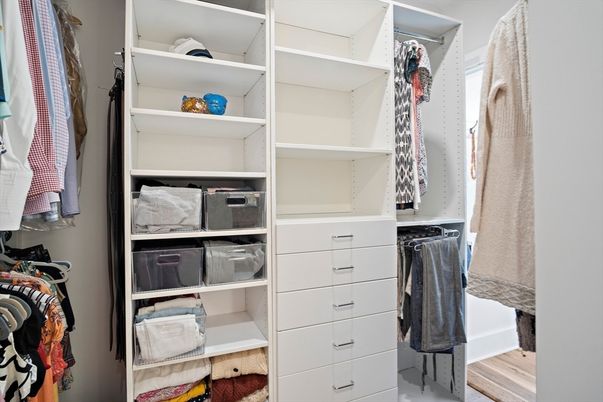Interior, Walk-in Closets