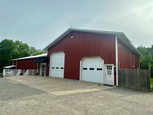 Detached Garage, Exterior