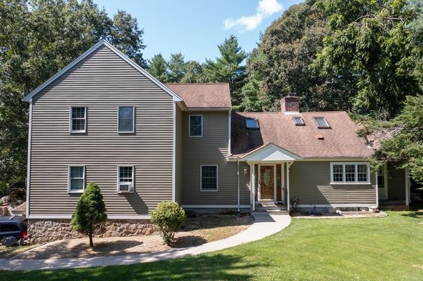 Backyard, Exterior, Facade, Cape Cod