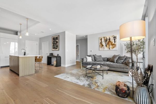 Interior, Kitchen, Living room, Pendant Lights, Recessed Lighting, Wood Texture Flooring