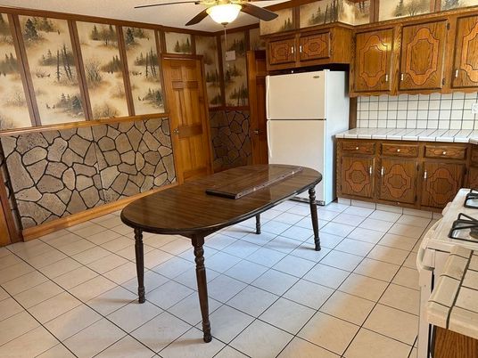 Interior, Kitchen, Tile Countertops