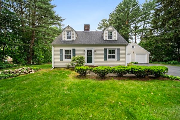 Backyard, Detached Garage, Exterior, Facade, Cape Cod