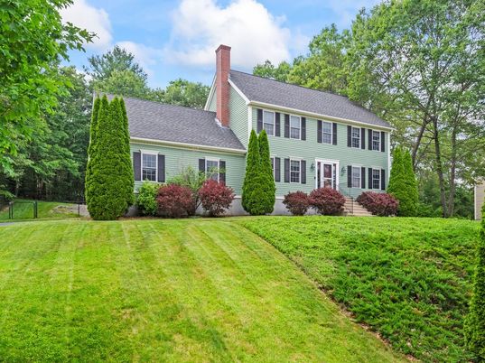 Backyard, Exterior, Facade, Georgian