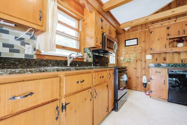 Interior, Kitchen, Wooden Beams, Wooden Walls